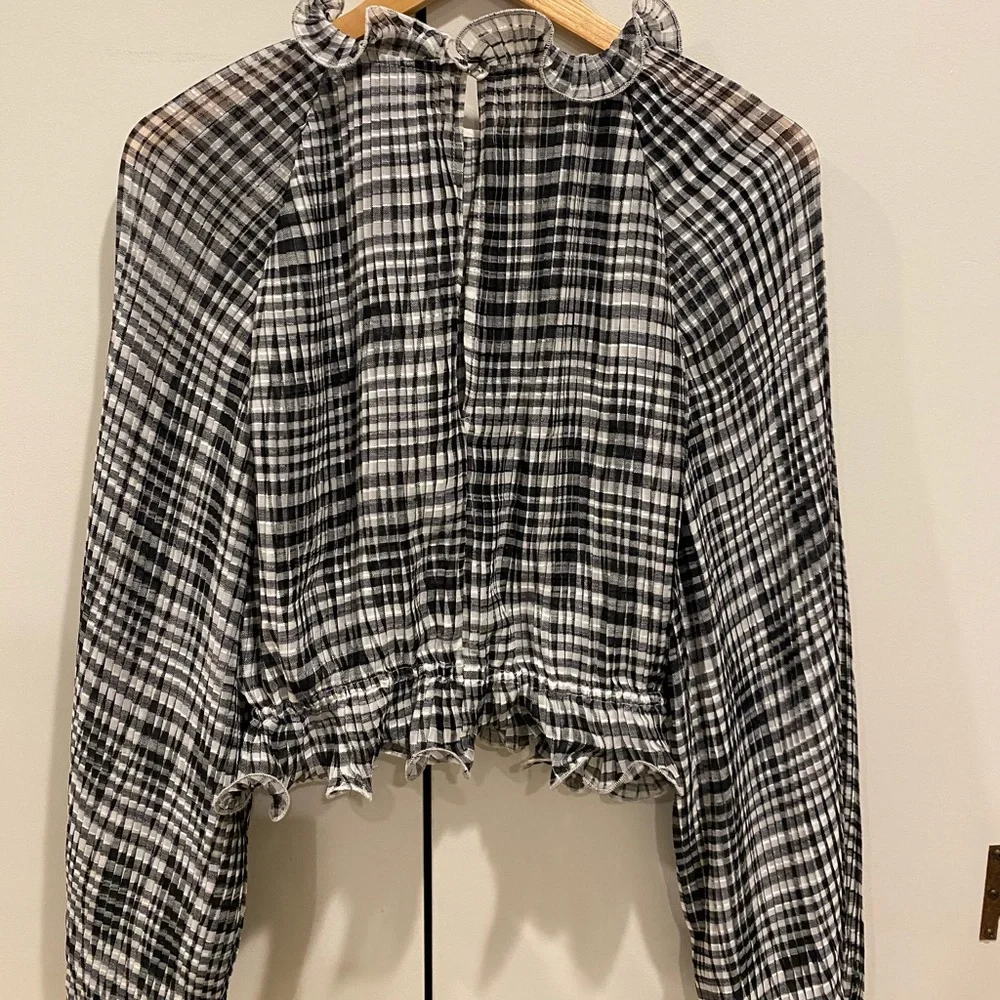 C/MEO Collective Ruffle Top - Picture 6 of 9